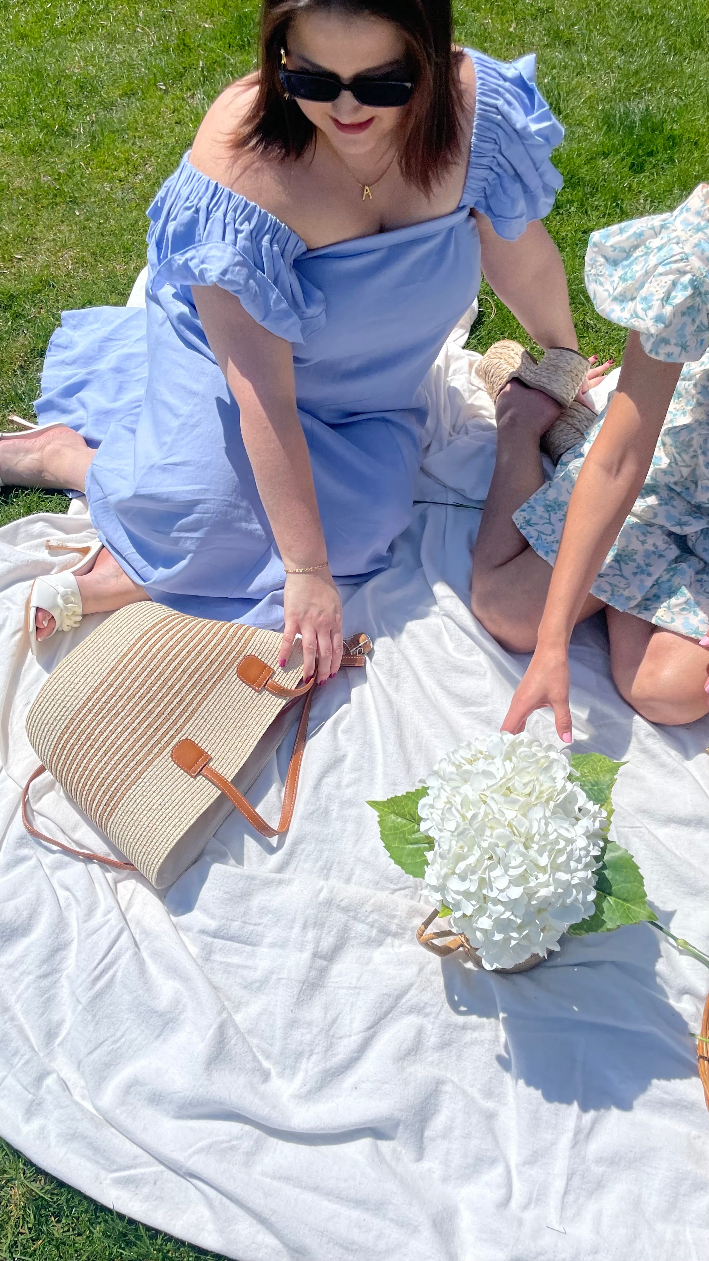 Versatile Midi Linen Dress: Flutter Sleeve Dress to Skirt Transformation